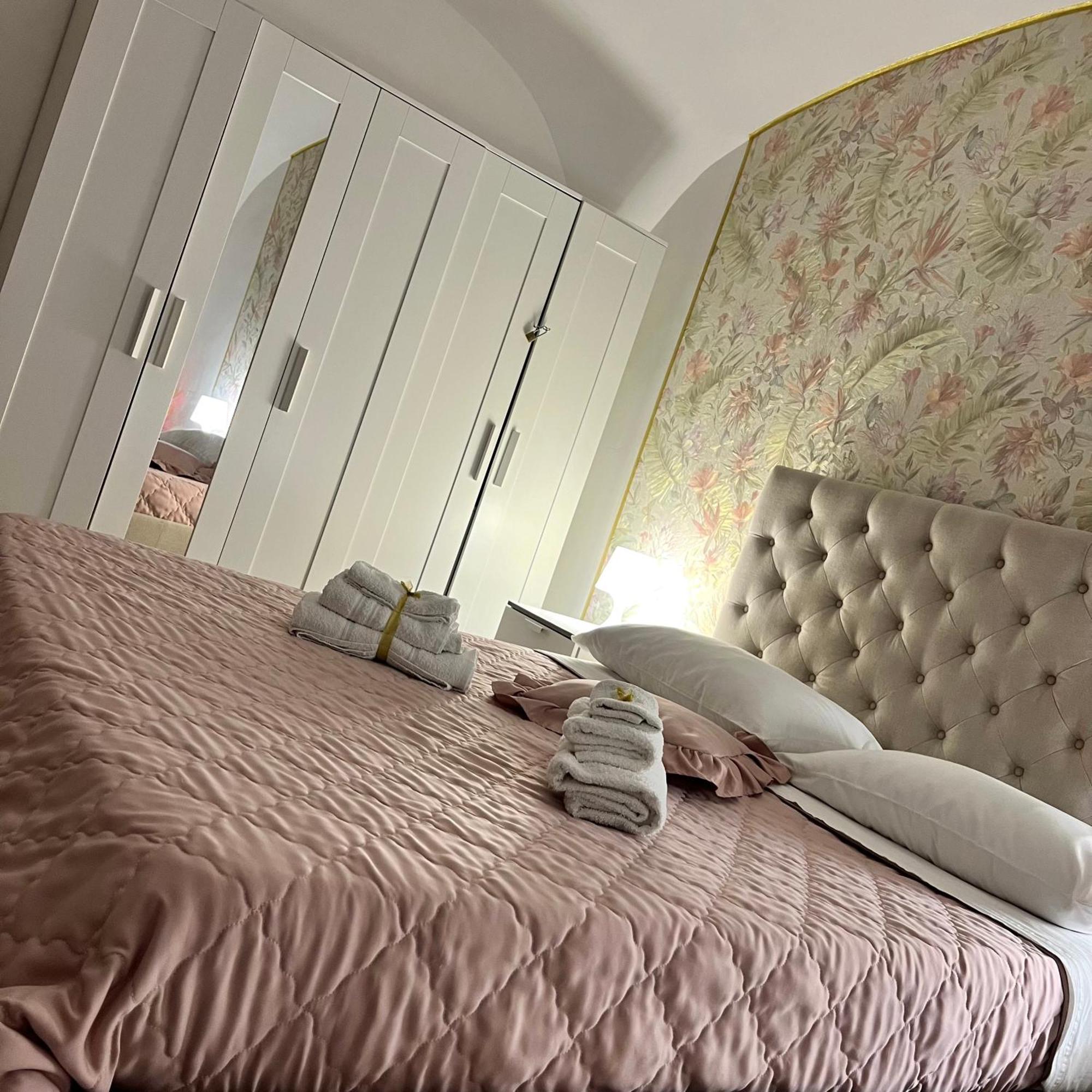 נאפולי Aurora'S Home מראה חיצוני תמונה